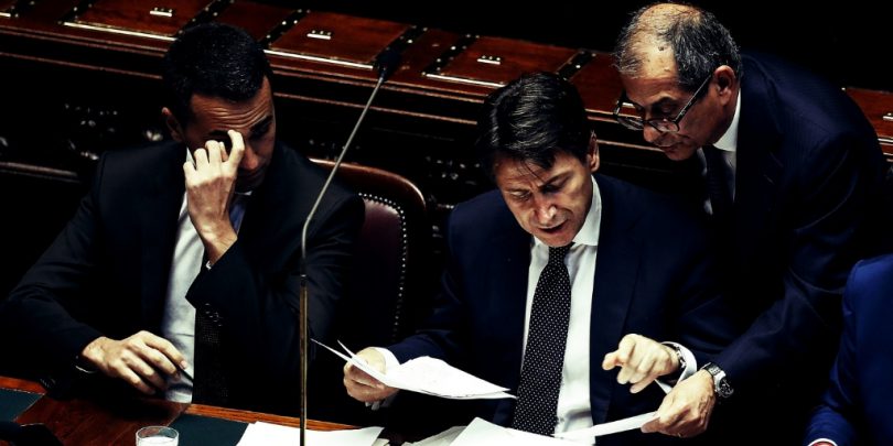 O la faccia o la testa O la faccia o la testa