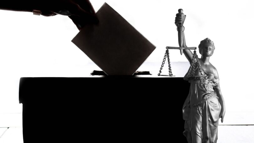 5 Sì e 6 Ma referendum giustizia(2)