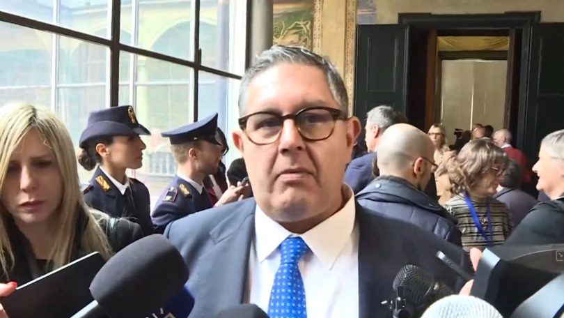 Sinistra e Toti Giovanni Toti